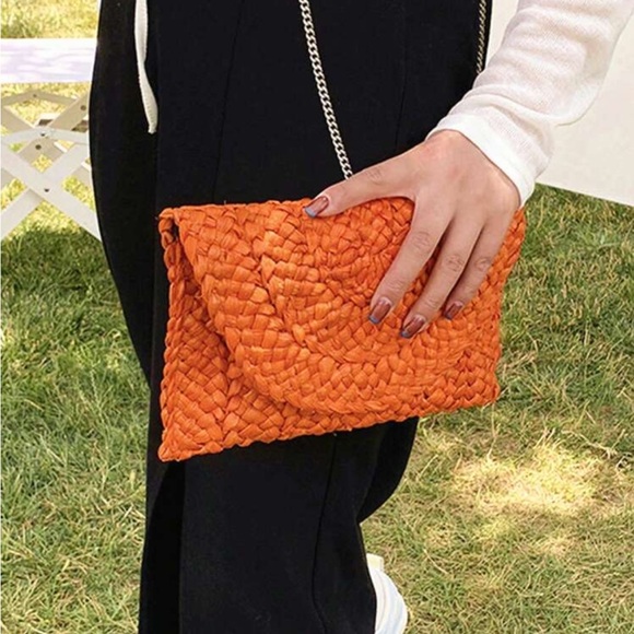 NWOT SHEIN Clutch - Picture 2 of 8